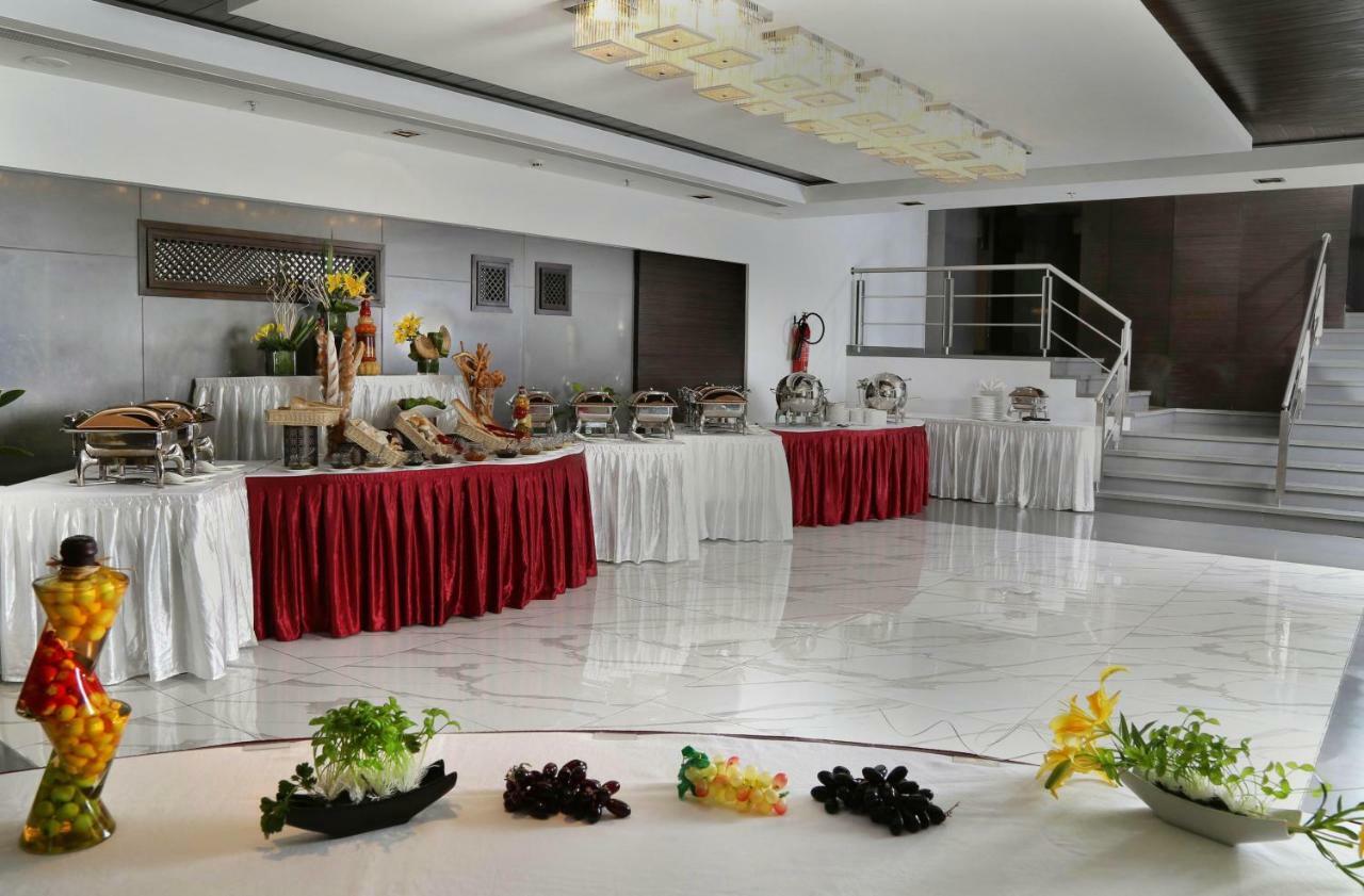 Country Inn & Suites By Radisson Navi Mumbai Esterno foto